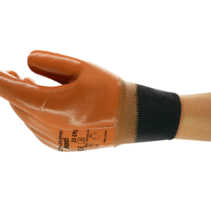 ActivArmr™ heavy-duty work gloves dry hand protection in cold conditions